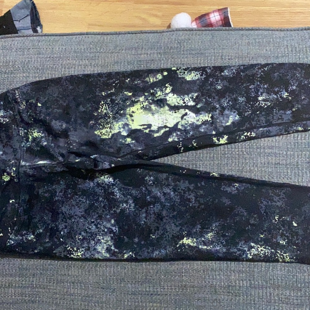 Workout pants